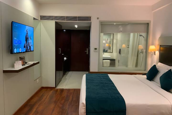 Room 15 of 61