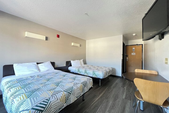 Room 18 of 31