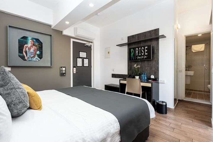 Room 50 of 216