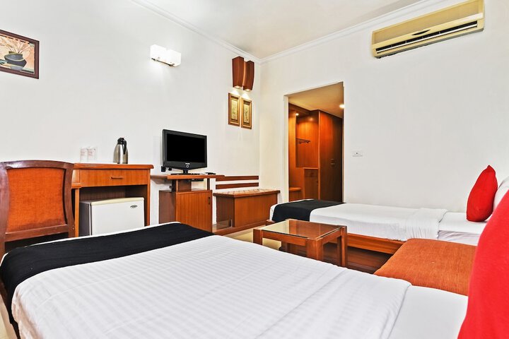 Room 9 of 49