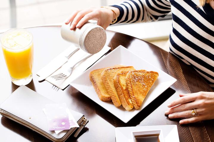 Dining 42 of 60