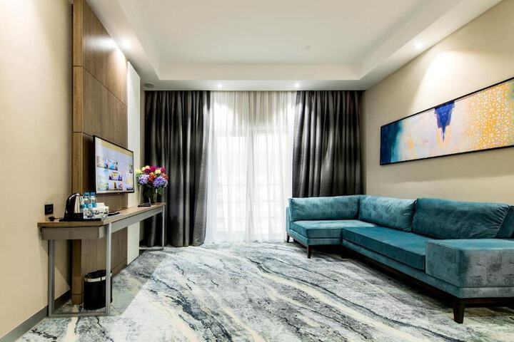 Room 14 of 25