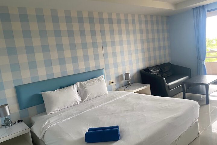 Room 17 of 26