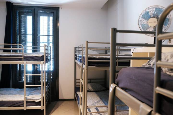 Room 9 of 51