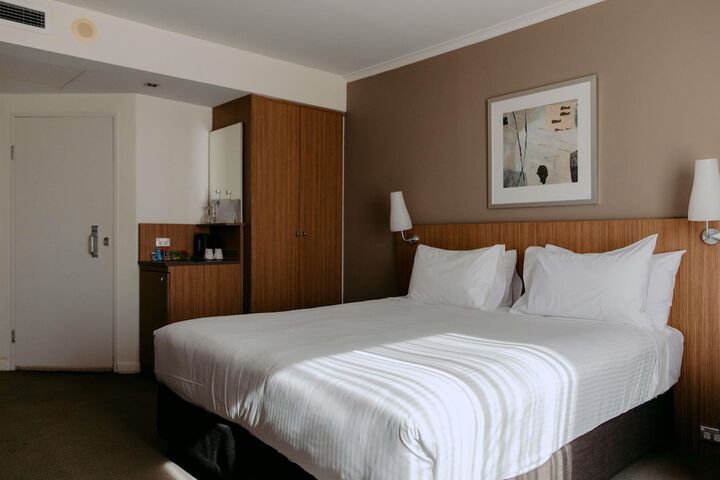 Room 21 of 84