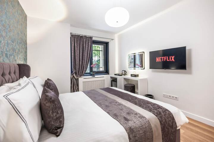 Room 47 of 124