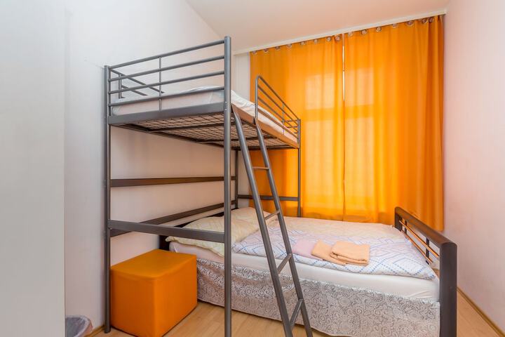 Room 8 of 29
