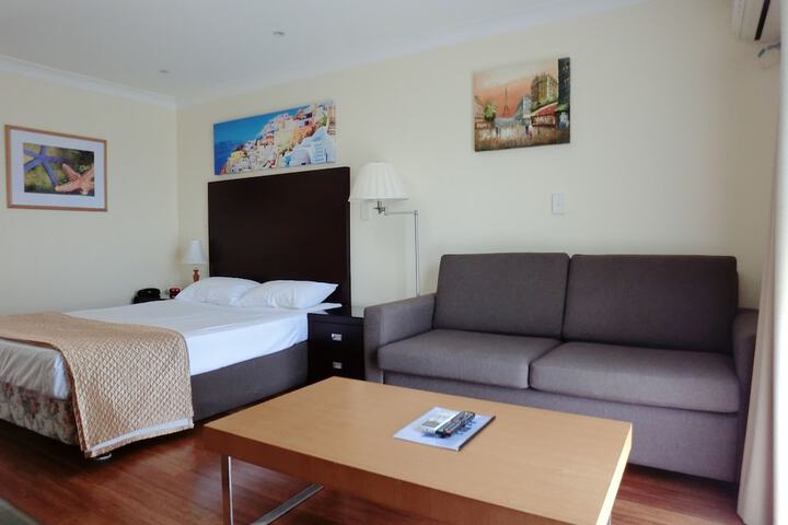 Room 19 of 47