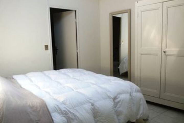 Room 6 of 30