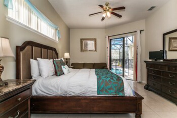 Room 20 of 27