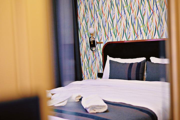 Room 19 of 42