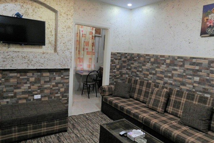 Room 30 of 50