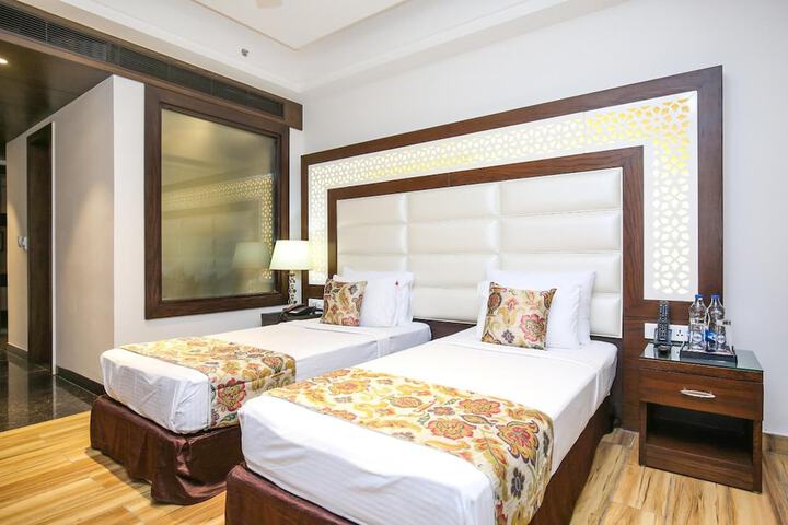 Room 20 of 74