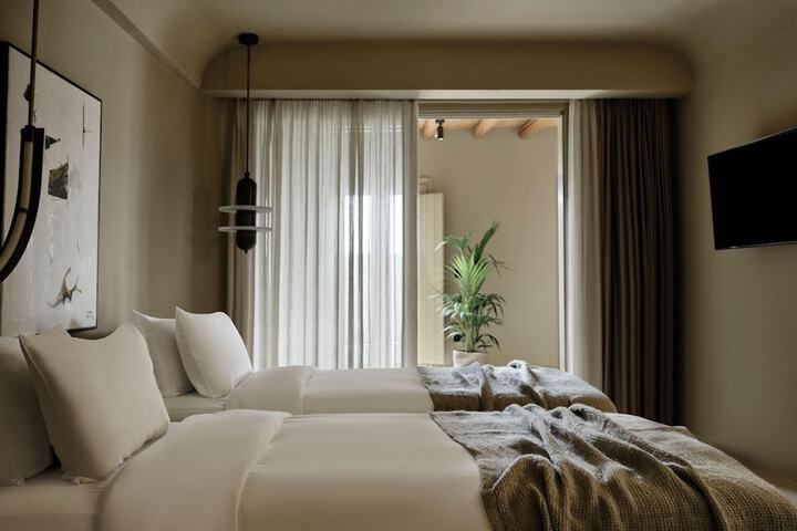 Room 21 of 128