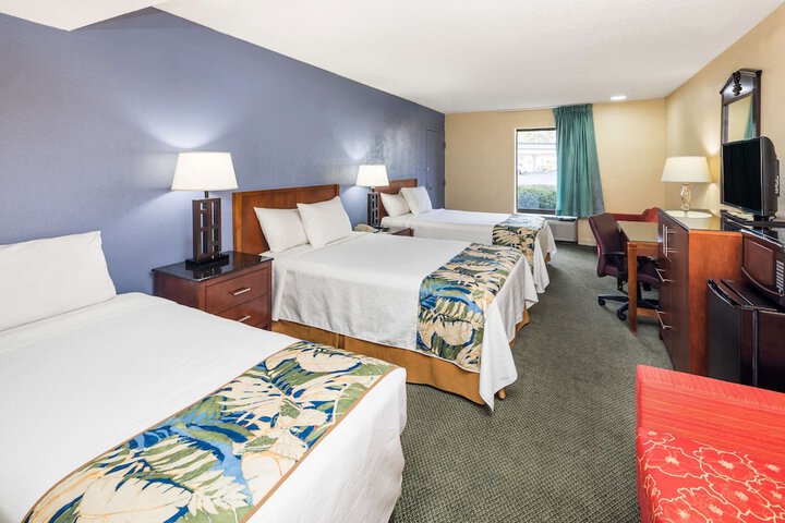 2 Double Beds Pet Friendly (5 of 8)