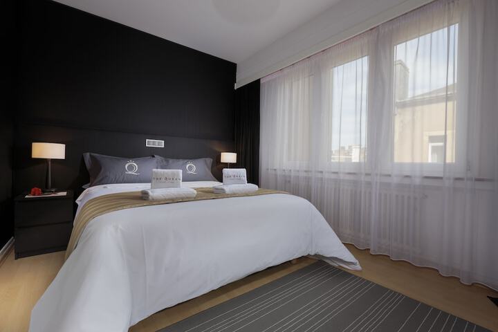 Room 34 of 645