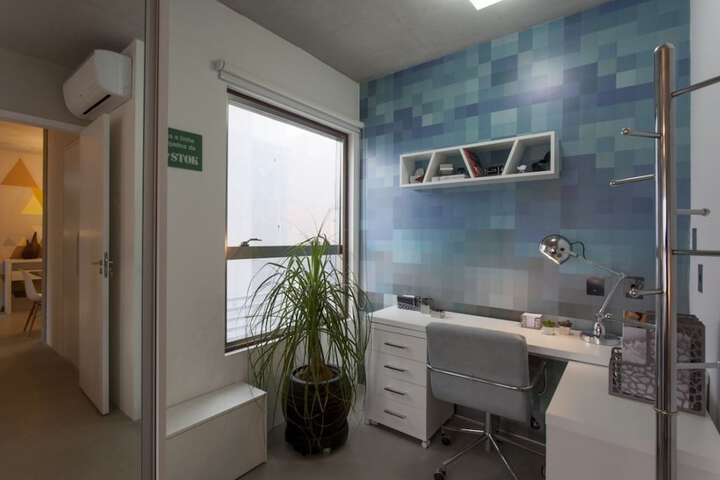 Room 8 of 15