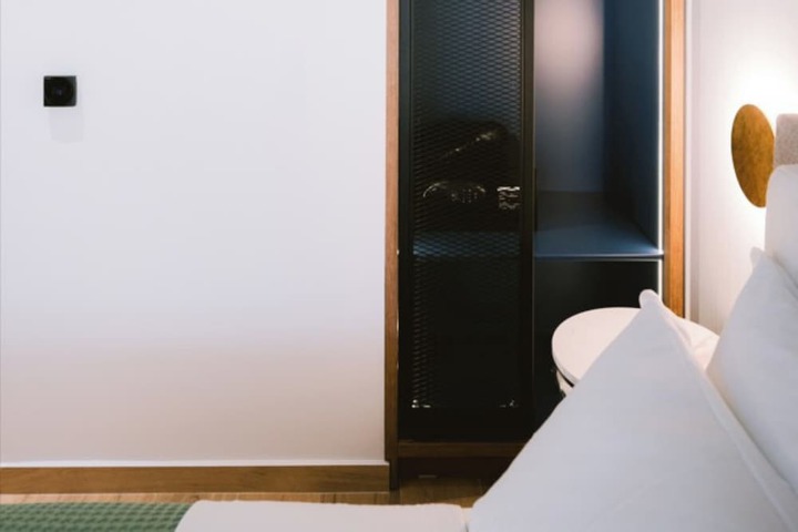 Room 21 of 91