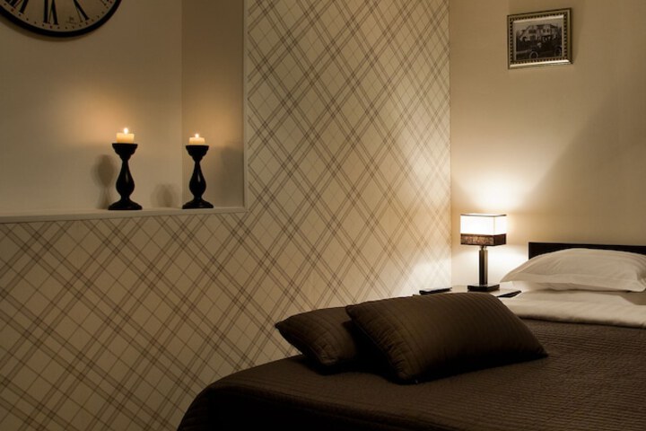 Room 17 of 19
