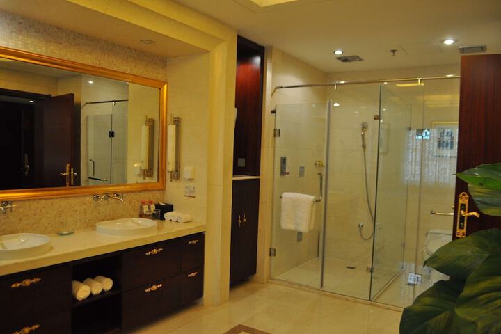 Bath Interior