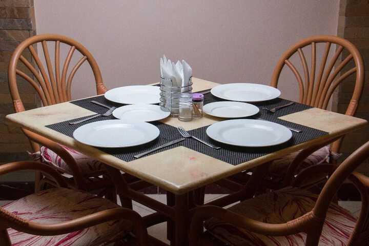 Dining 3 of 13