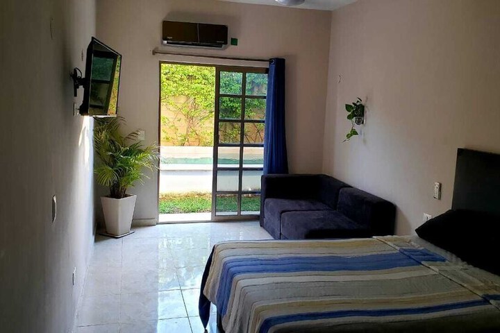 Room 5 of 38