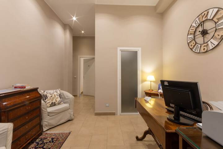 Guest Lobby
