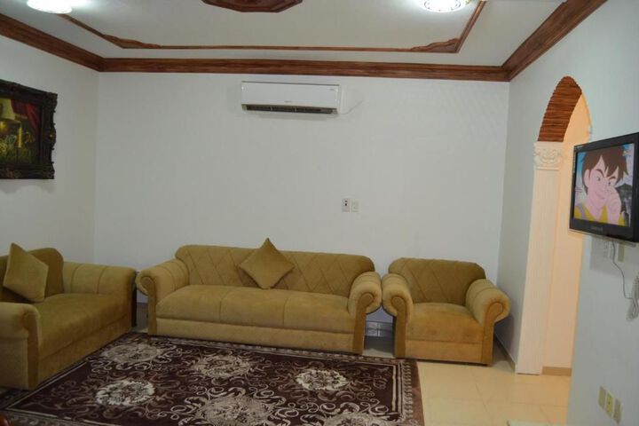 Room 10 of 25