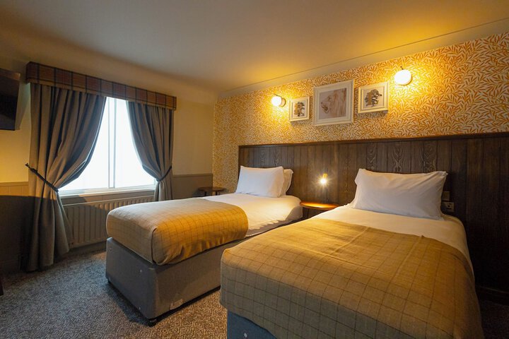 Room 19 of 36