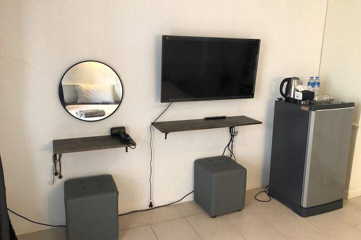 Room 9 of 89
