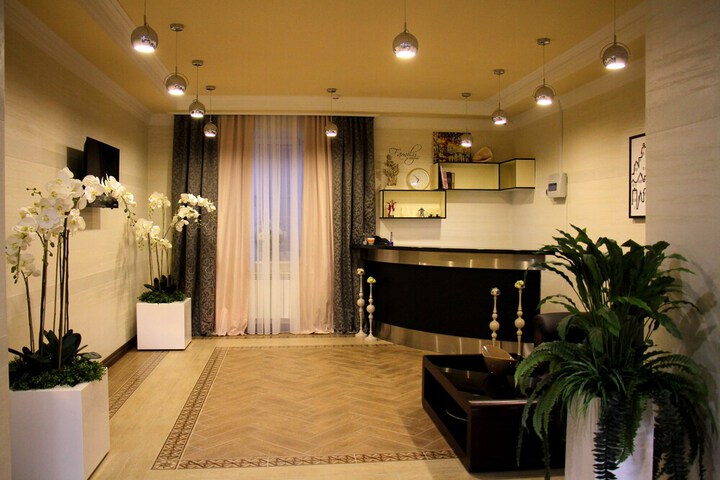 Hotel Interior 4 of 43