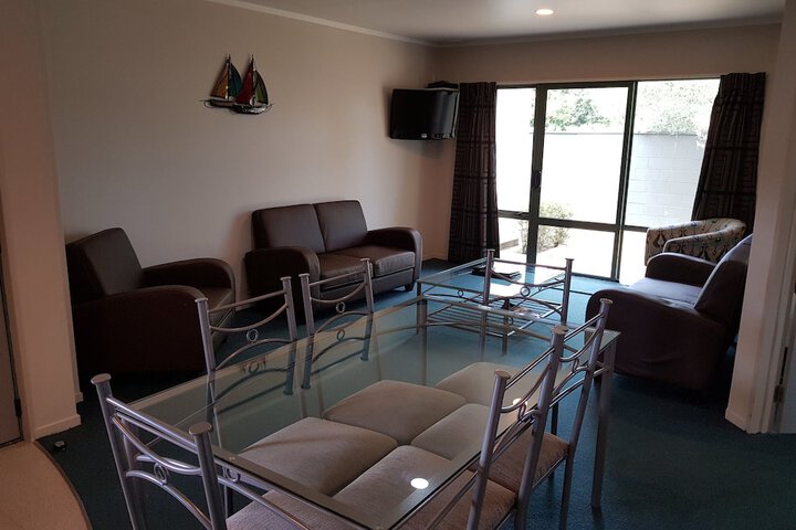 Room 11 of 42