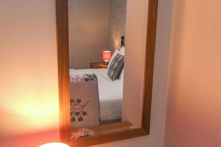 Room 16 of 216
