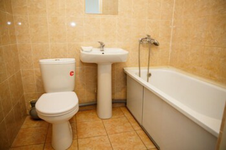 Room 4 of 13