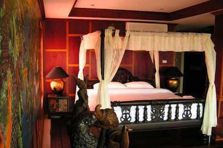 Room 10 of 88
