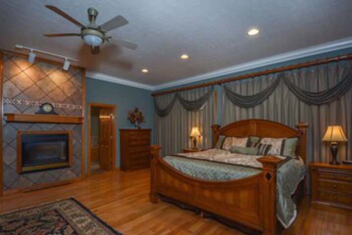 Room 48 of 54