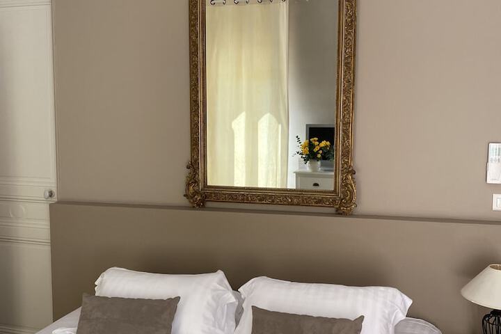 Room 9 of 55