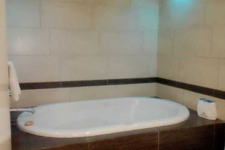Room 14 of 52