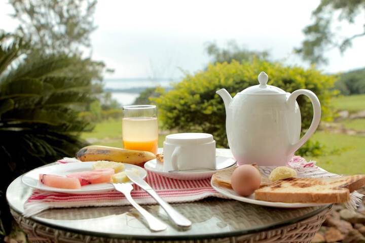 Breakfast/Coffee Service 23 of 34