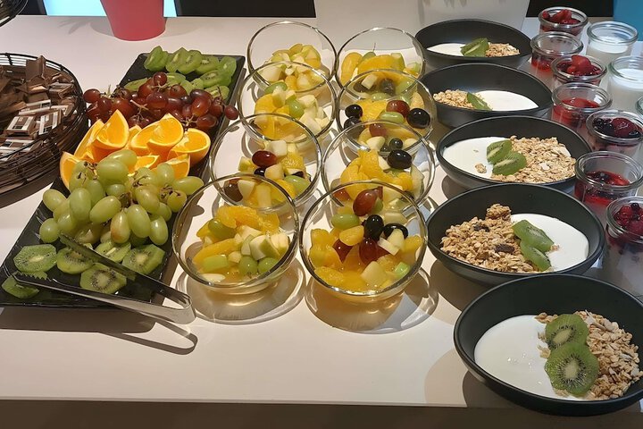 Breakfast/Coffee Service 53 of 80