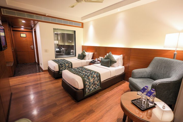 Room 12 of 54