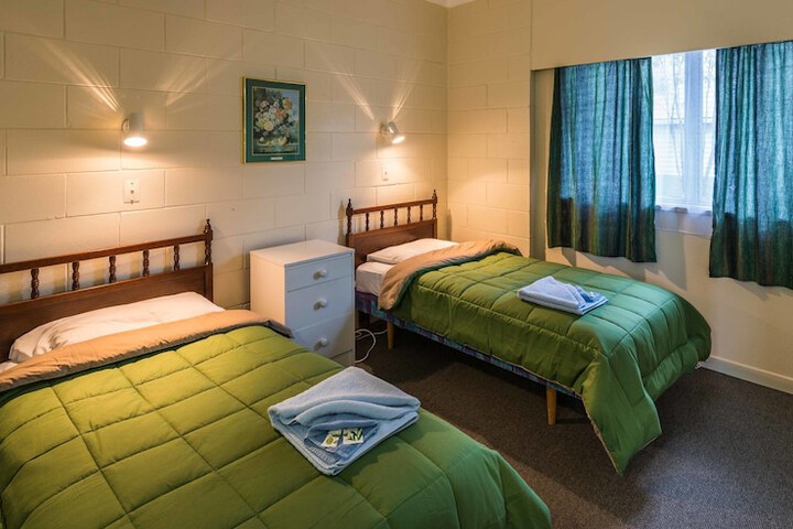 Room 4 of 19