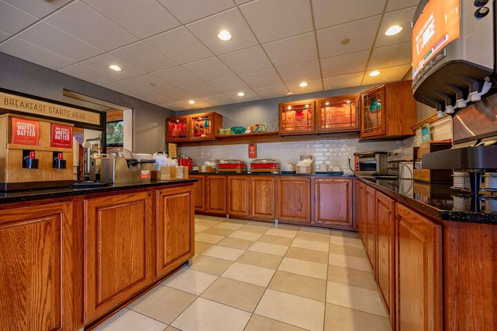 Breakfast area