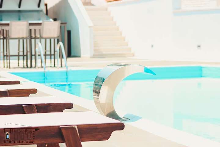 Pool 80 of 97