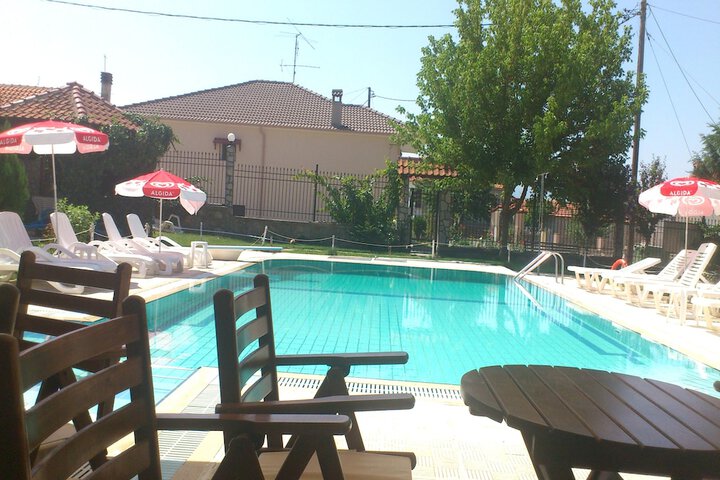 Hotel with Pool