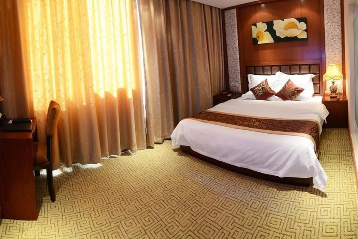 Room 3 of 11