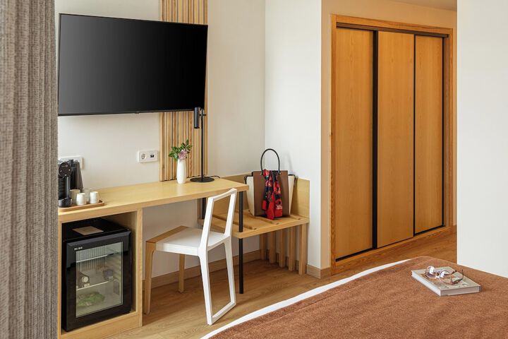 Room 46 of 78