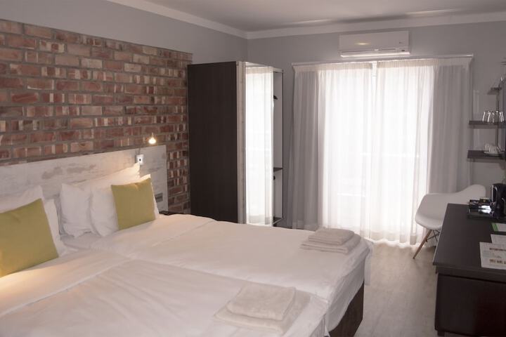 Room 22 of 59