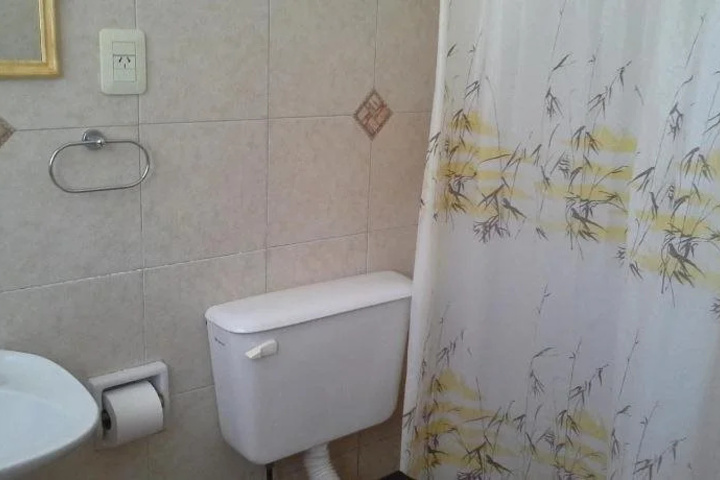 Room 8 of 21
