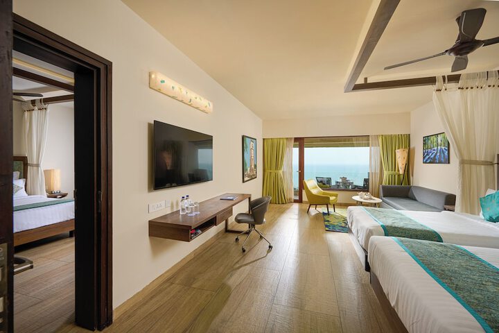 Room 10 of 47